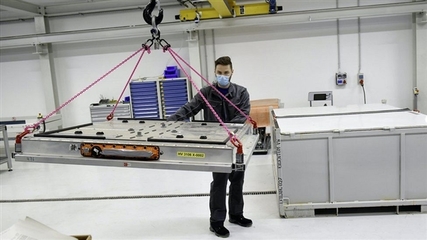 動力電池退役潮下 每塊電動車電池價值7000元，電池回收與開發新機遇